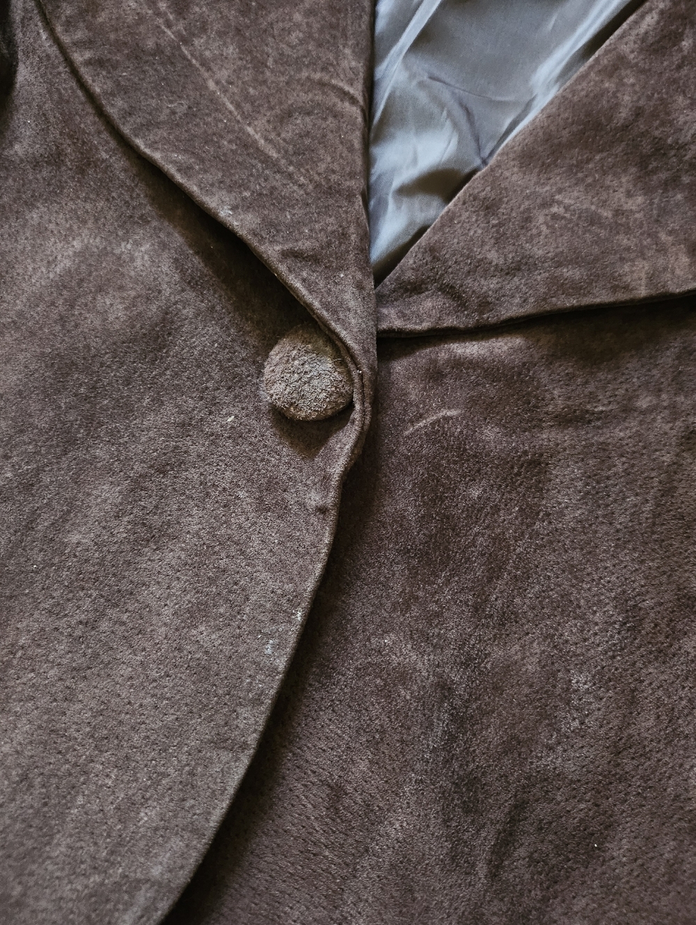 Vintage AMI Brown Leather Suede Blazer with Button & Collar detail, 100% leather - Picture 4 of 8